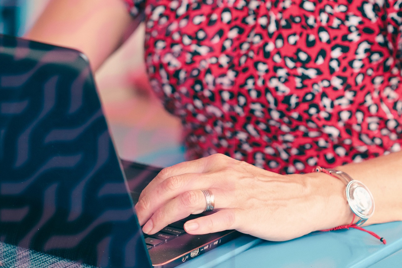 Salaires attractifs, perspectives d’évolution : pourquoi se tourner vers les métiers en tension ?