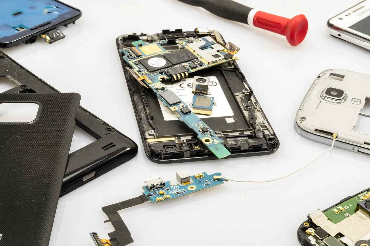 Existe il une formation pour la réparation de téléphone et smartphone ?